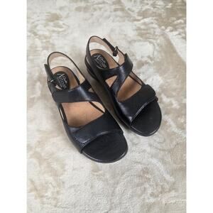 Clarks Artisan Sandals